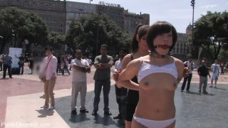 Oliver Submission Alina Rose gets fucked by two men in public