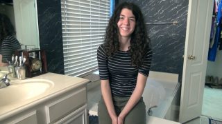 Silki Smith Brunettes Silki Smith introduces herself in her bathroom