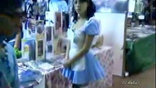 Upskirt Thai girl shows upskirt