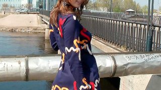 Sexy Up The Skirt Brown-haired teen shows ass and twat